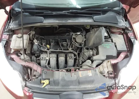 2014 Ford Focus Se z USA, uszkodzony, nr VIN 1FADP3K28EL361002